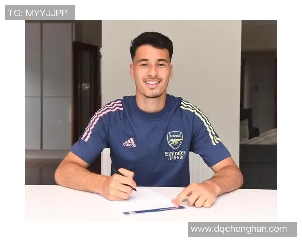 马丁内利的成长之路与未来展望：从天赋少年到足球明星的蜕变历程